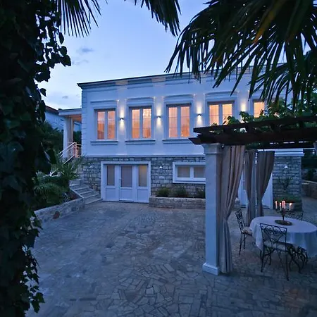 House Eufemia Classico